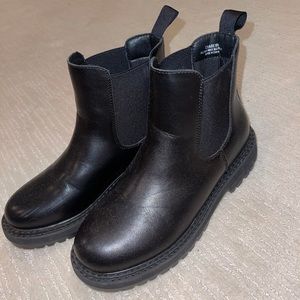 Dunes womens ankle boots (black)